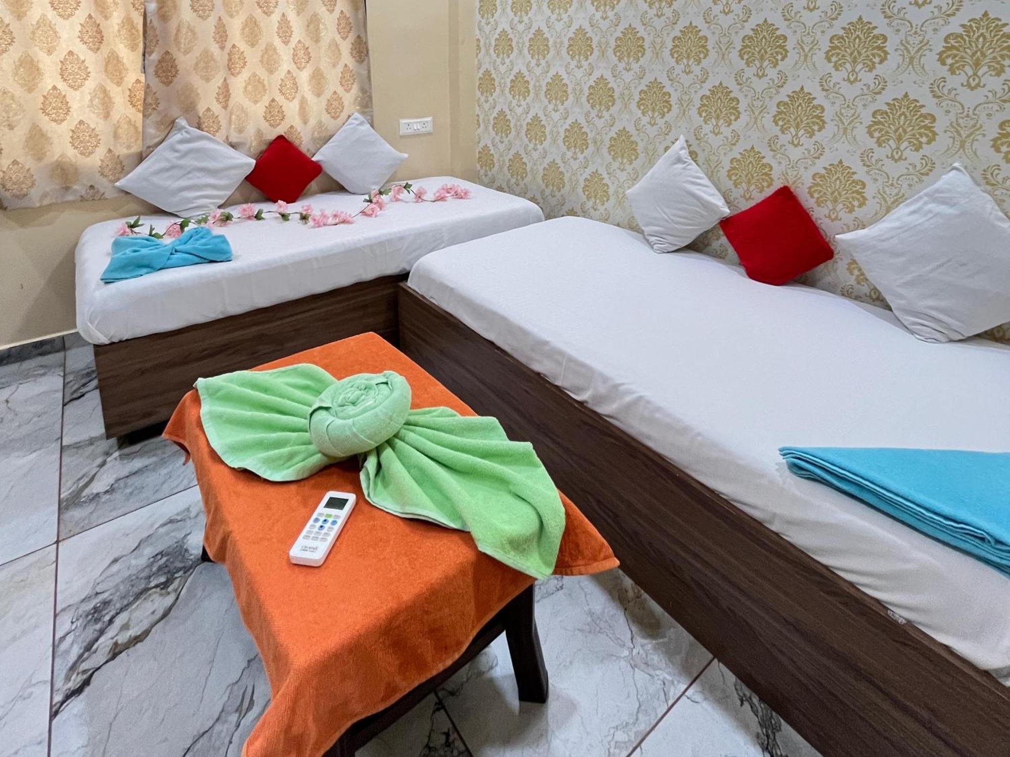 Jai Swaminarayan Delux Homestay Garudeshwar Exterior foto